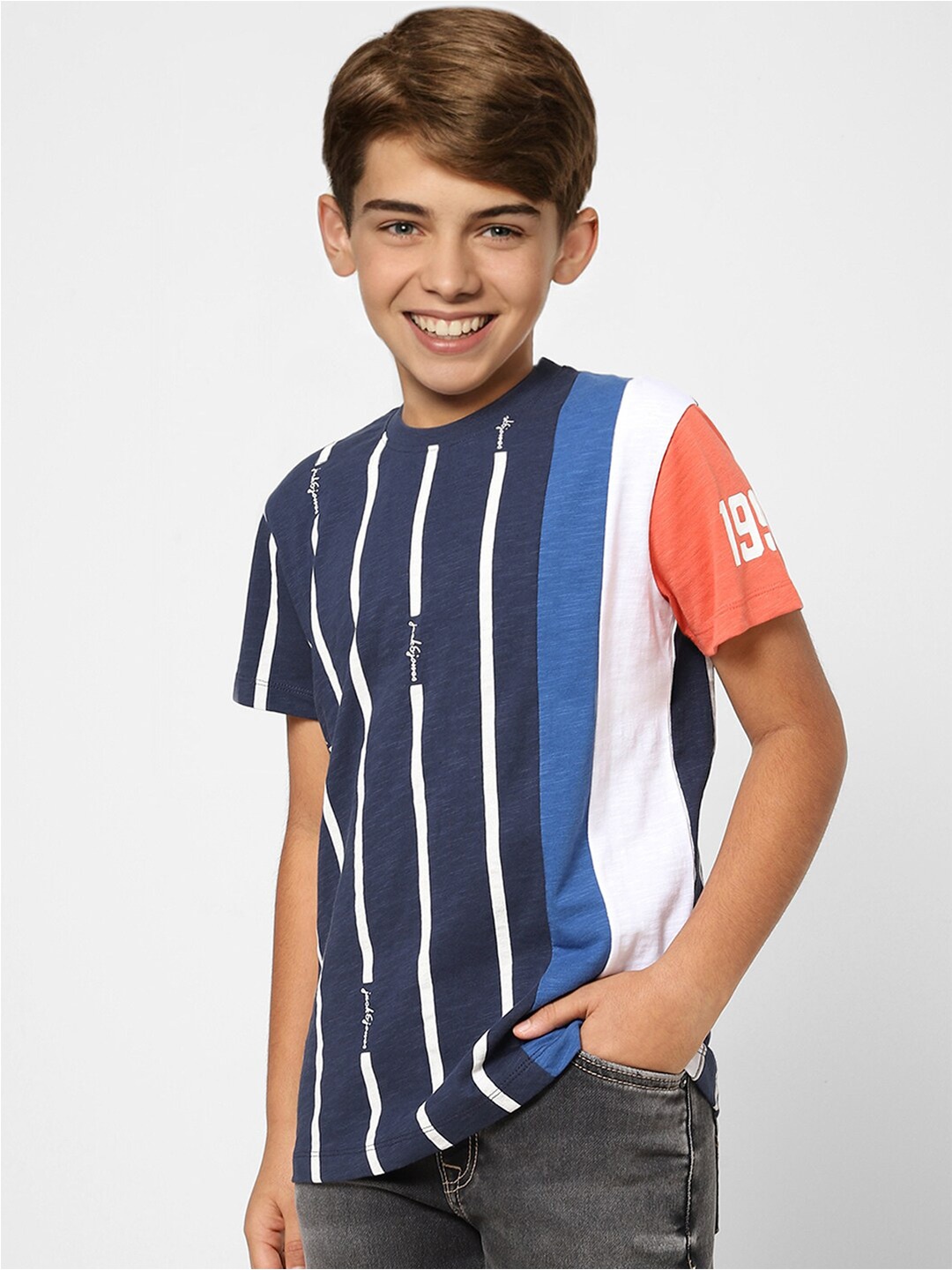 

Jack & Jones Boys Blue & White Striped T-shirt