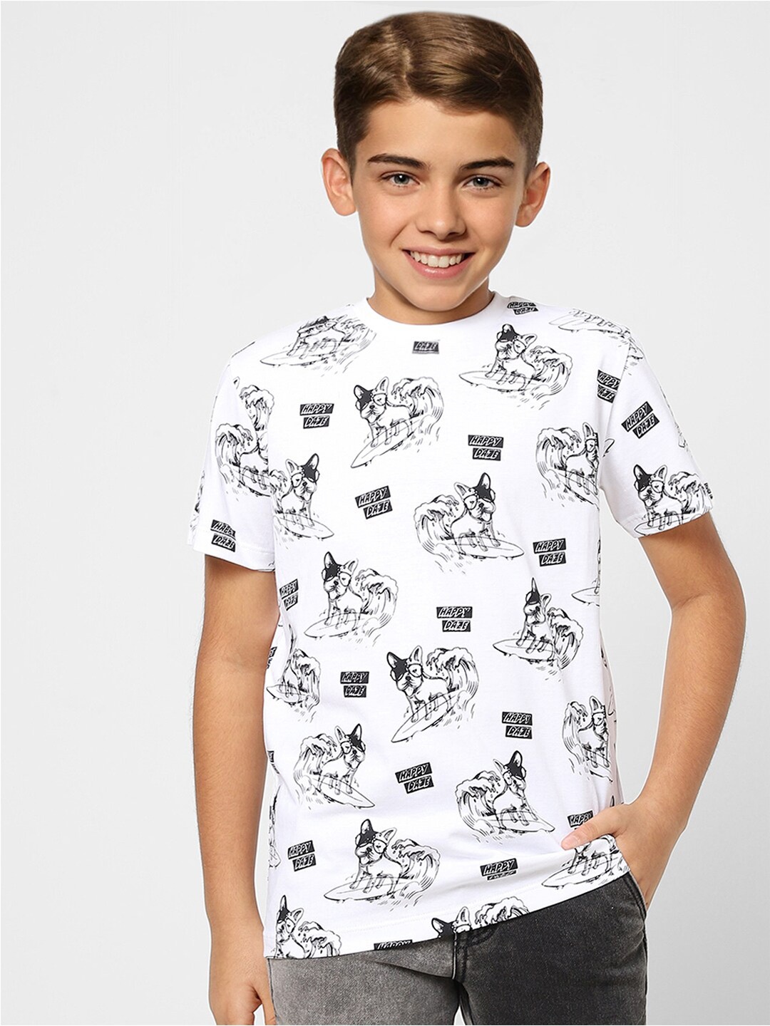 

Jack & Jones Boys White & Black Floral Printed T-shirt