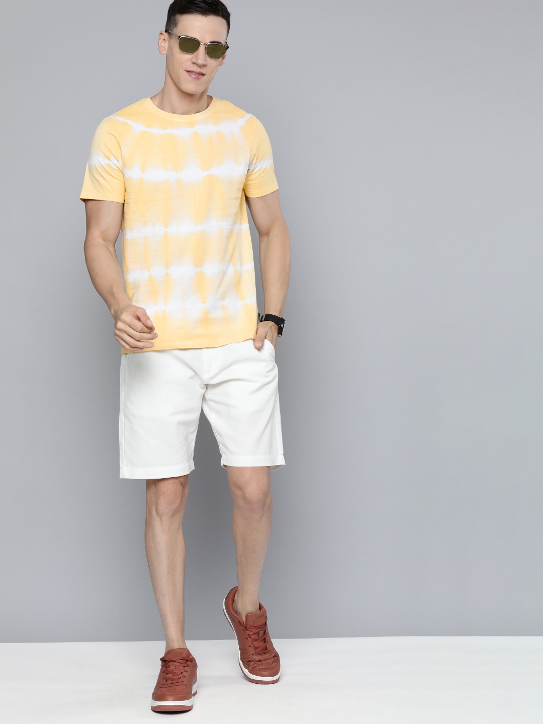 

Harvard Men Yellow & White Tie and Dye Pure Cotton T-shirt