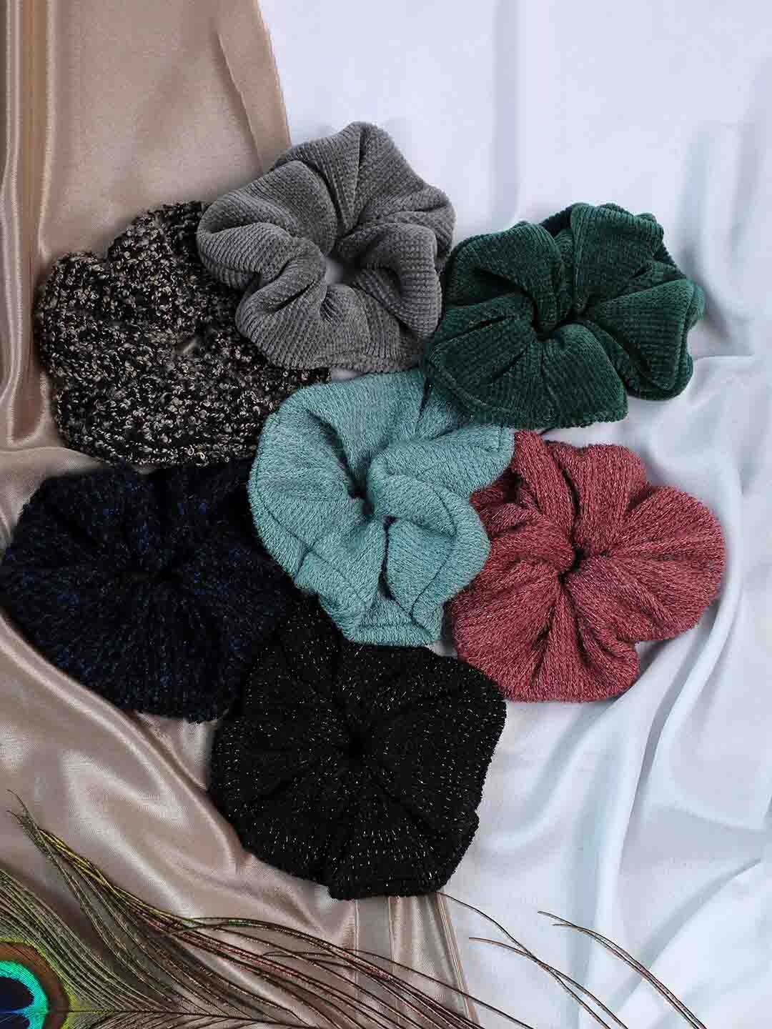 

SOHI Women Blue & Black Set of 7 Ponytail Holders