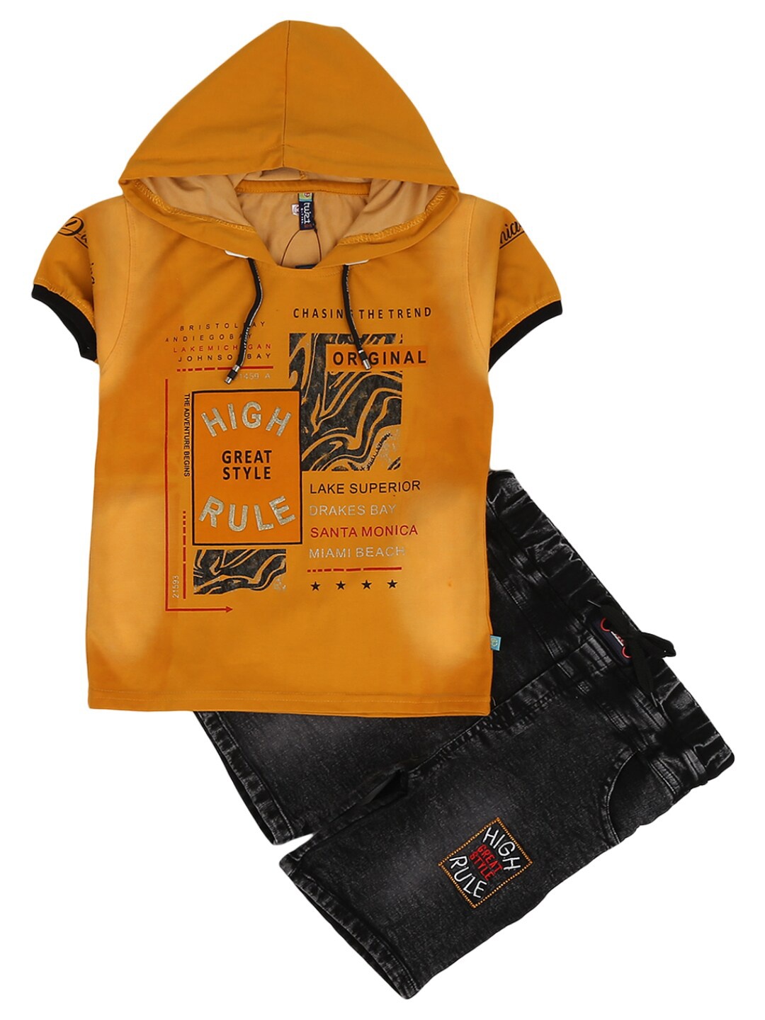 

V-Mart Unisex Kids Mustard & Black Printed Pure Cotton T-shirt with Shorts