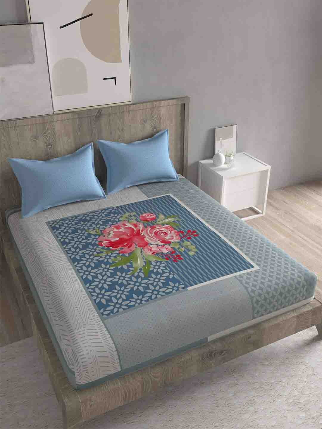 

Spangle Navy Blue & Red Floral 260 TC King Cotton Bedsheet with 2 Pillow Covers
