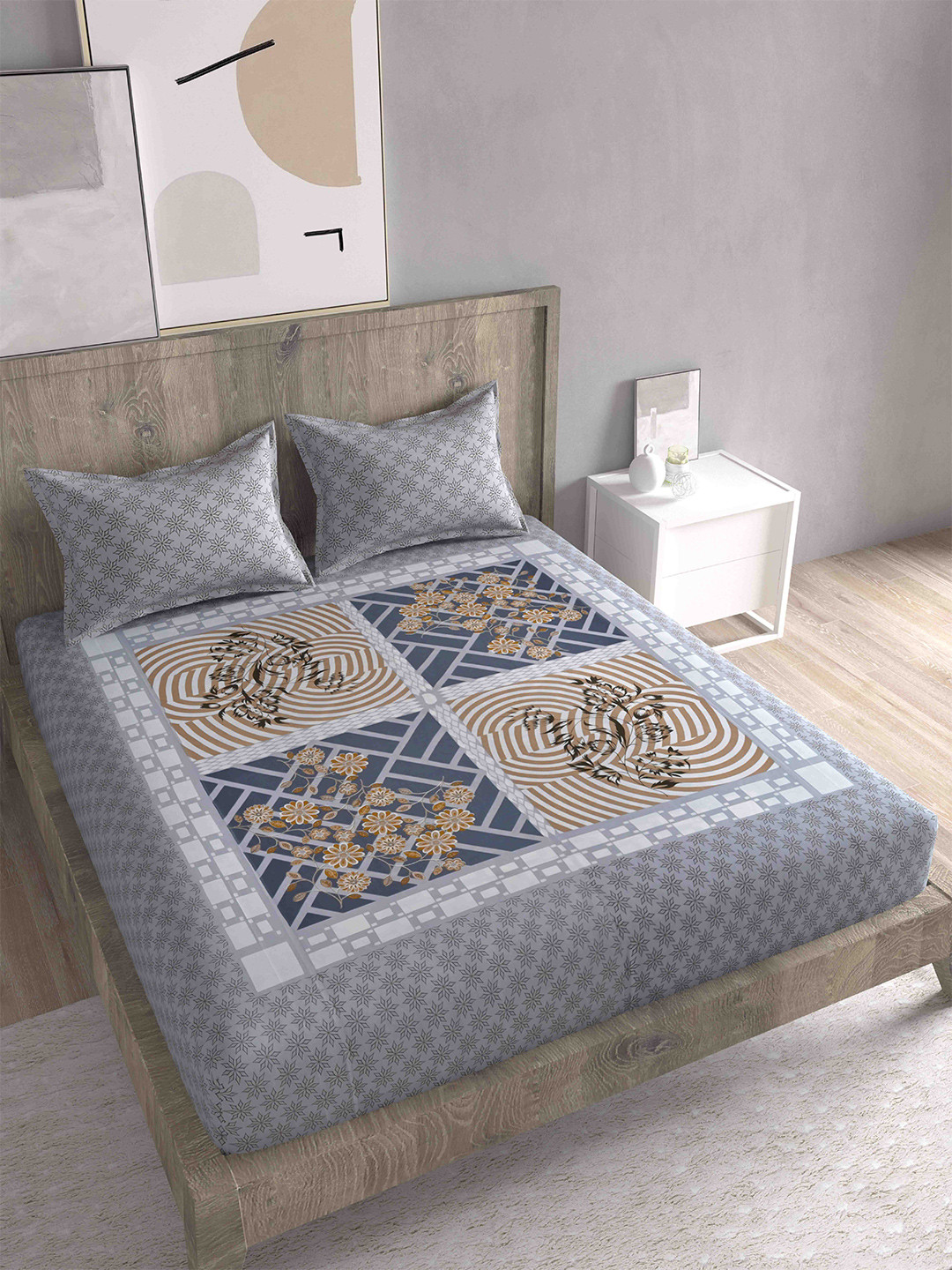 

Spangle Grey & Brown Ethnic Motifs 260 TC Cotton King Bedsheet with 2 Pillow Covers