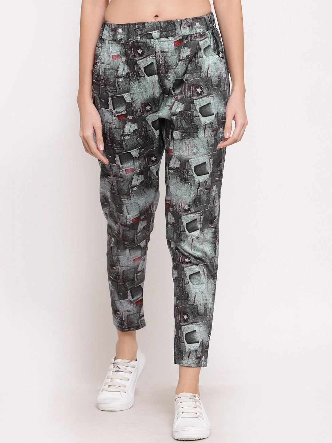 

KLOTTHE Women Multi Printed Cotton Track Pants, Grey