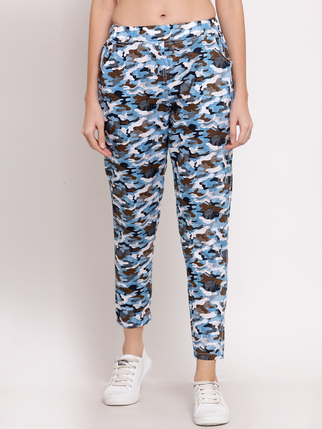 

KLOTTHE Women Blue & Brown Printed Cotton Track Pant