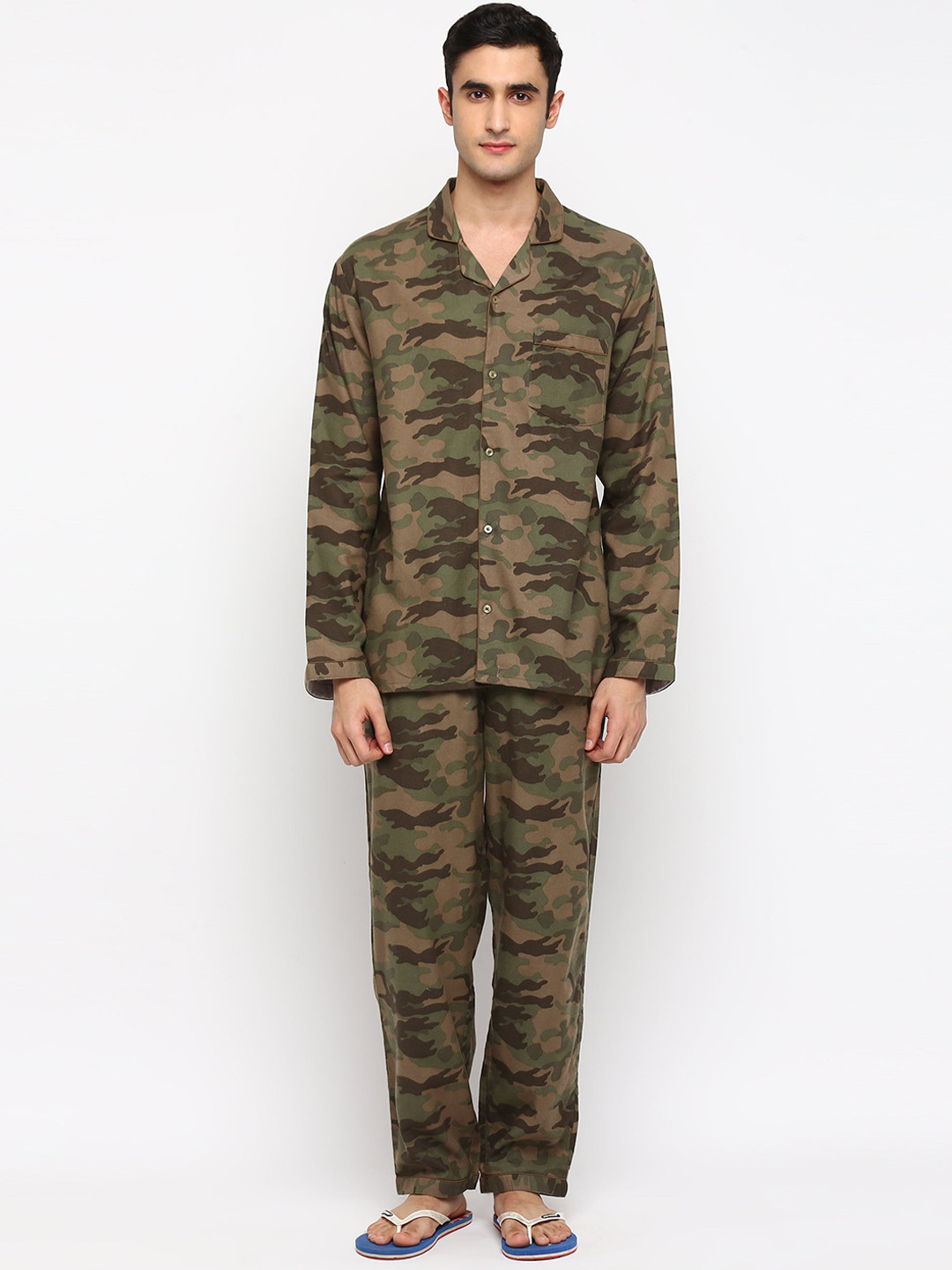 

shopbloom Men Olive Green & Brown Camouflage Printed Pure Cotton Night Suit