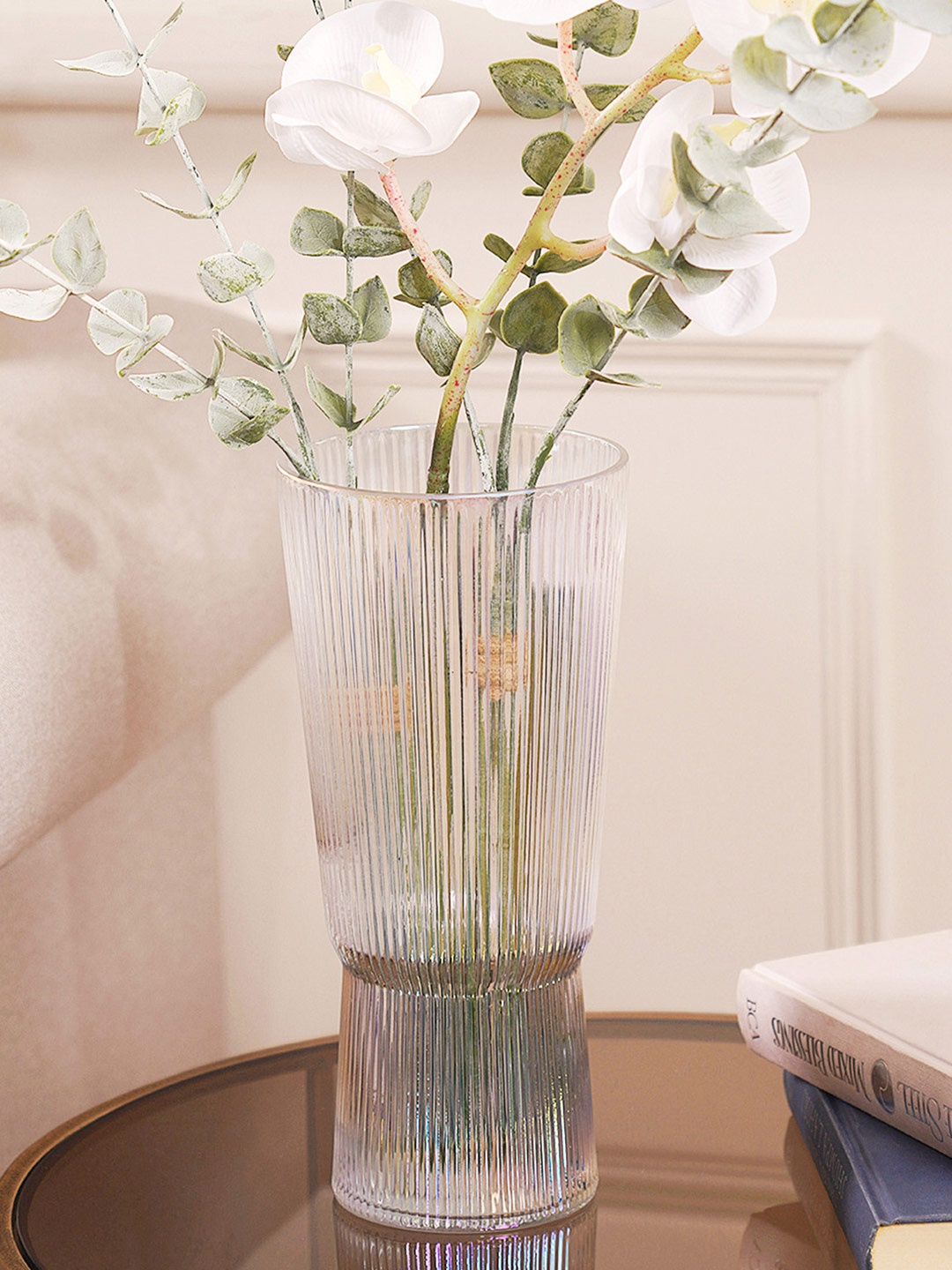 

Pure Home and Living Transparent Textured Glass Vase