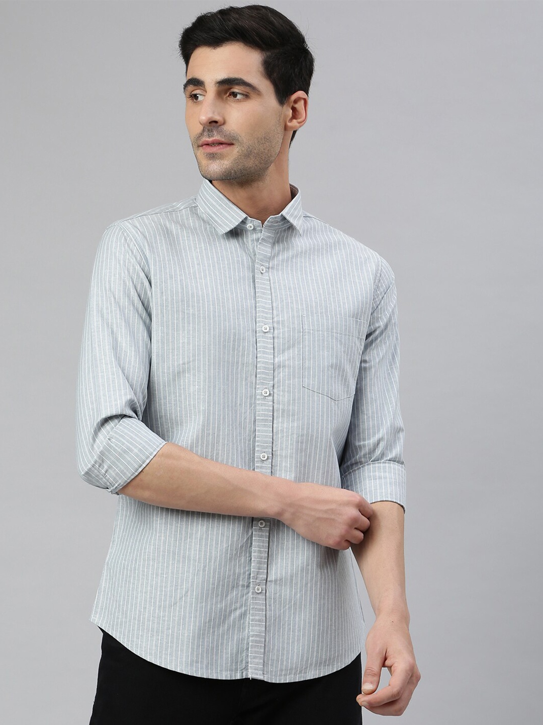 

MR BUTTON Men Grey & White Smart Slim Fit Striped Cotton Linen Casual Shirt