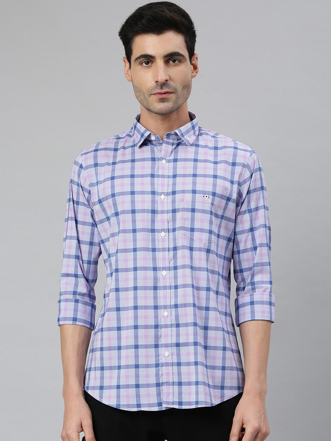 

MR BUTTON Men Pink Smart Slim Fit Checked Casual Shirt