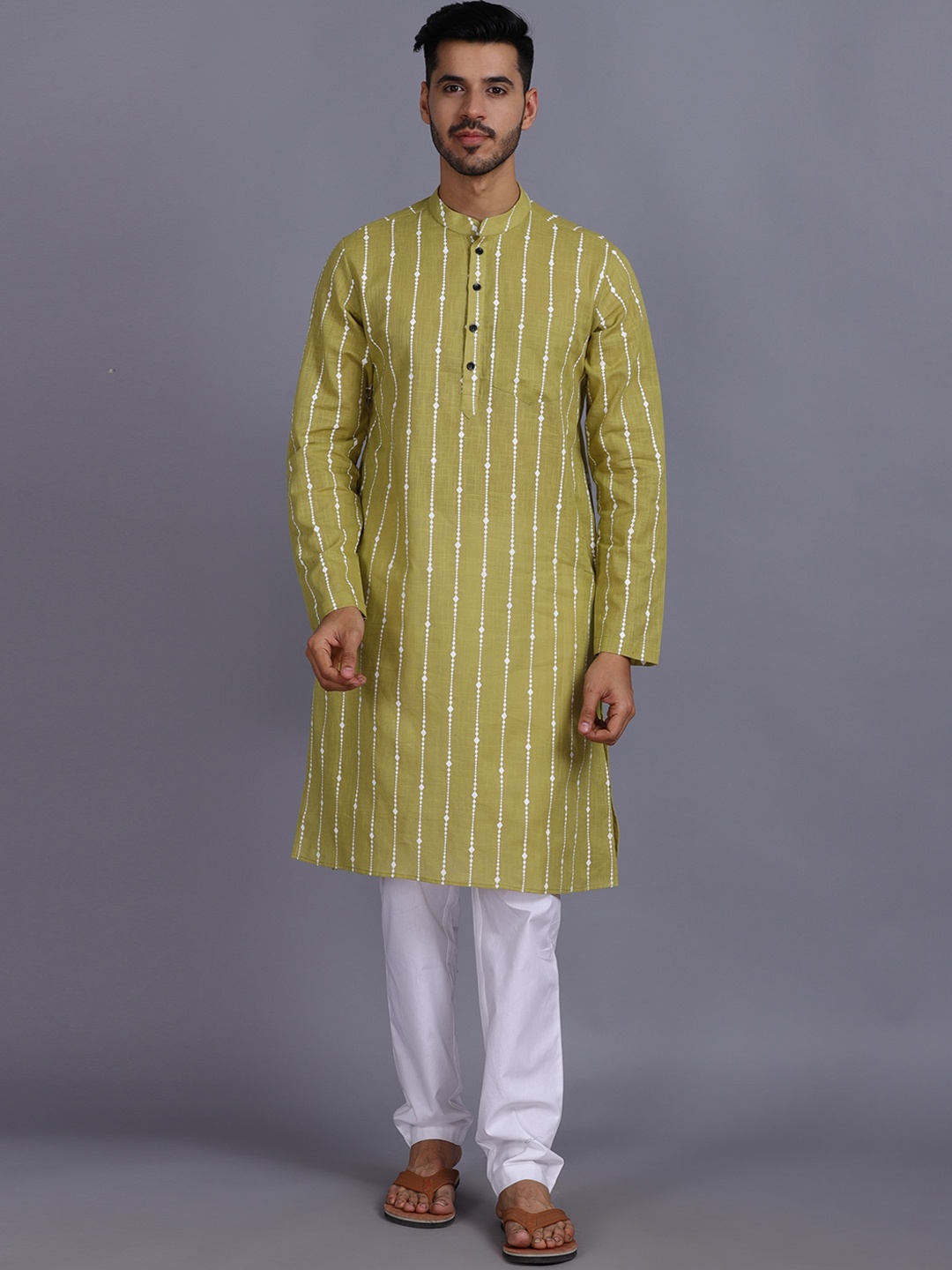 

Waahiba Men Lime Green Ethnic Motifs Printed Straight Kurta