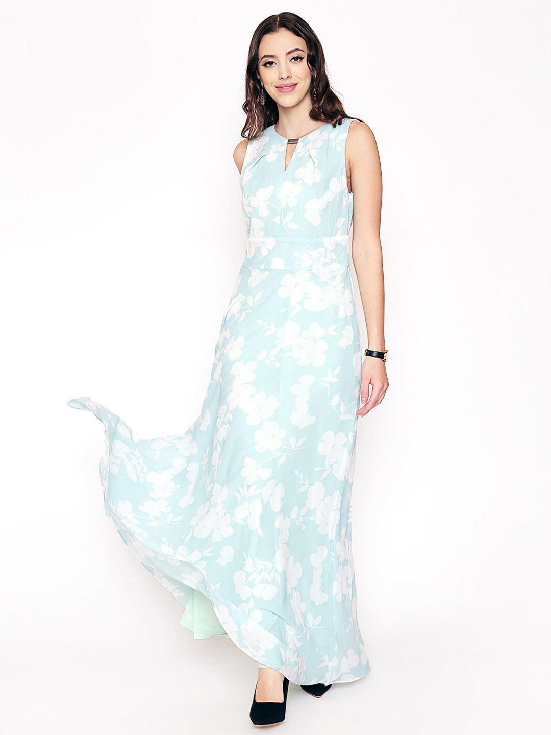 

250 DESIGNS Blue & White Floral Georgette Maxi Dress