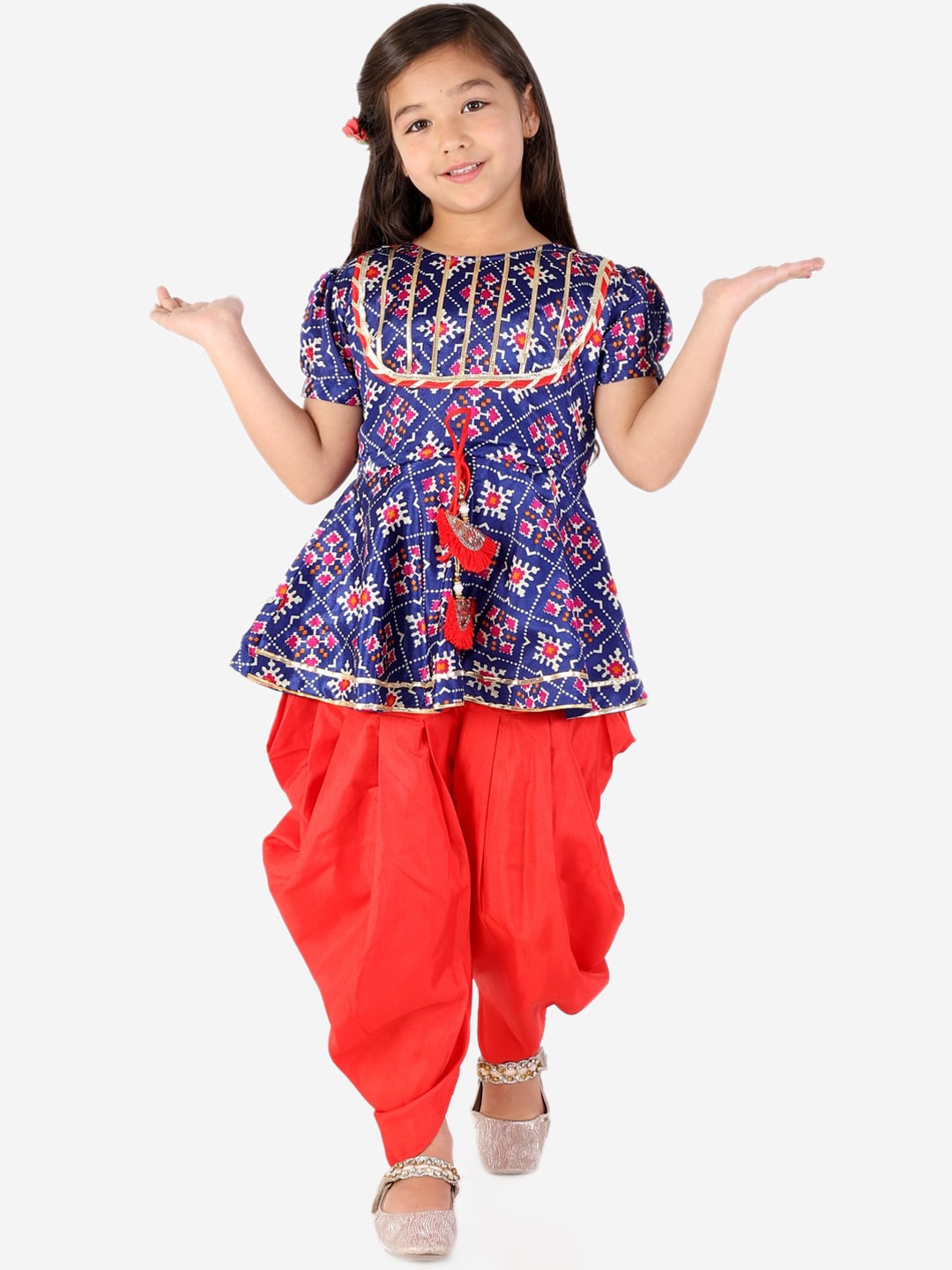 

KID1 Girls Navy Blue Ethnic Motifs Printed Kurti with Dhoti Pants