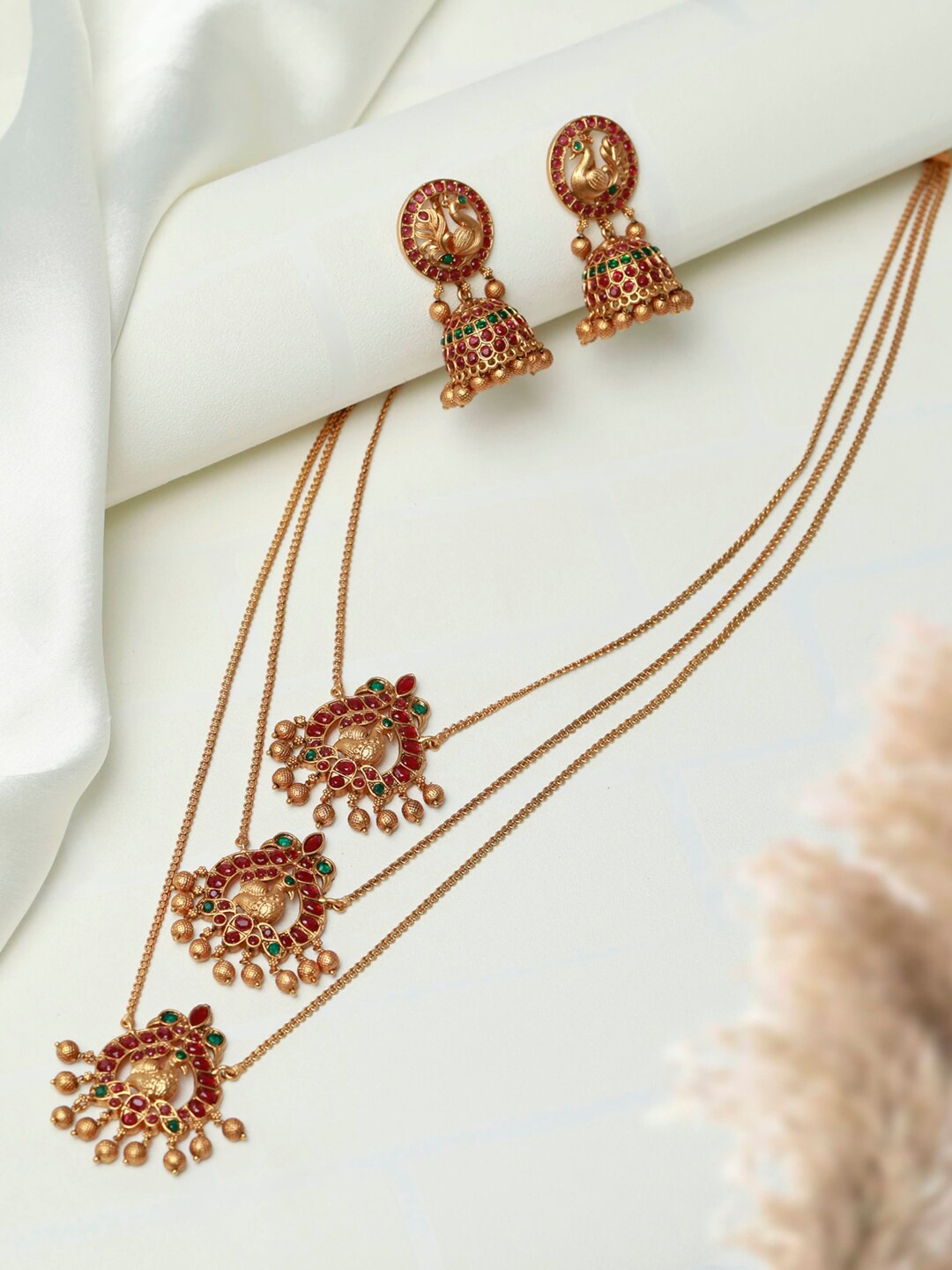 

Priyaasi Gold-Plated Red & Green Stone-Studded Jewellery Set