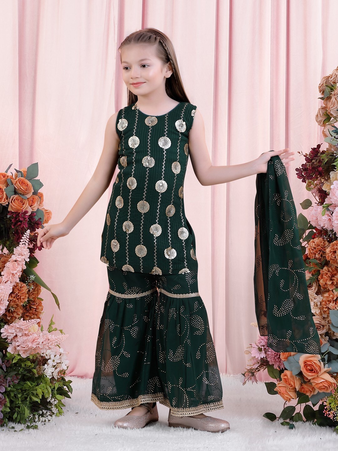 

POPLINS Girls Green Ethnic Motifs Embroidered Pure Cotton Kurta with Sharara & Dupatta