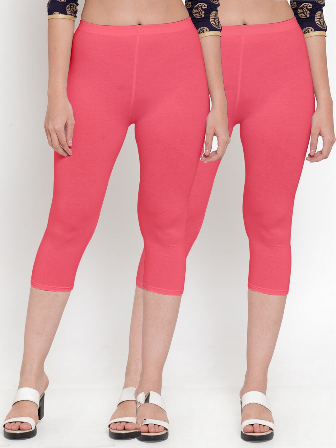 

Jinfo Women Pink Solid Capris Pack Of 2