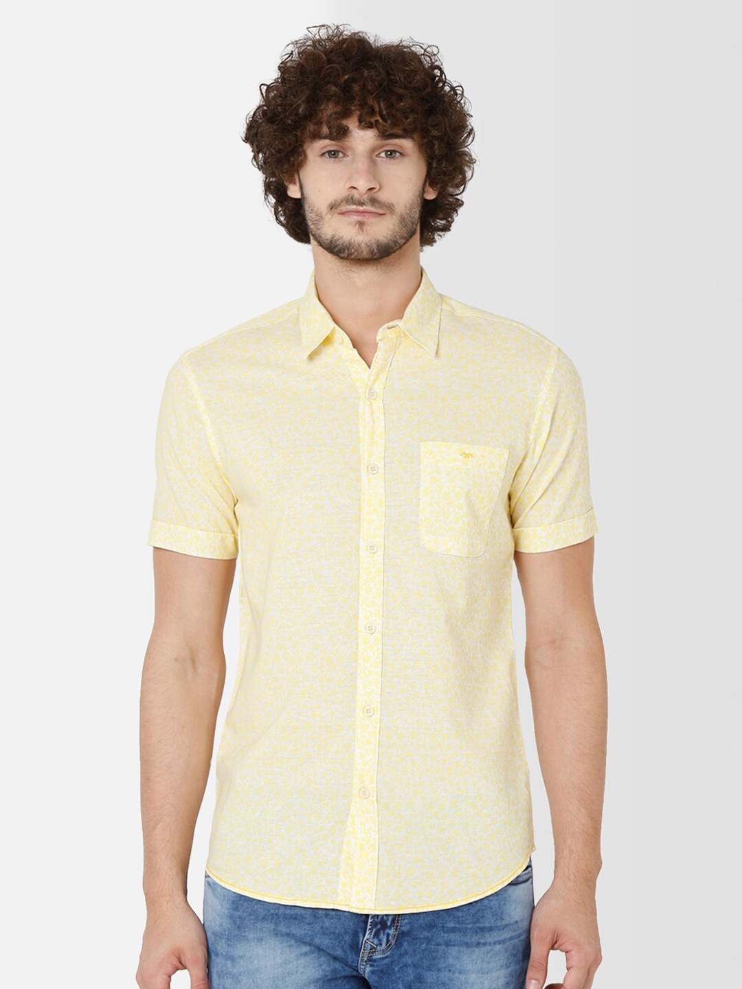 

Mufti Men Yellow Slim Fit Floral Printed Cotton Casual Shirt