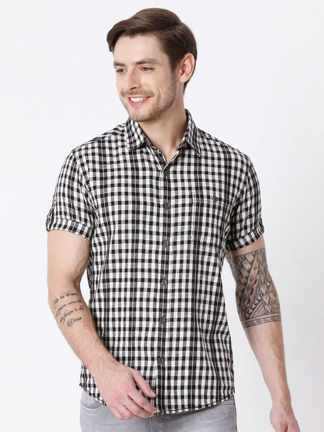 

Mufti Men Black Slim Fit Gingham Checks Checked Pure Cotton Casual Shirt