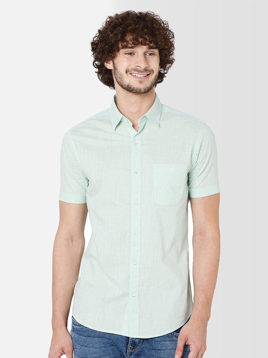 

Mufti Men Green Slim Fit Printed Casual Shirt