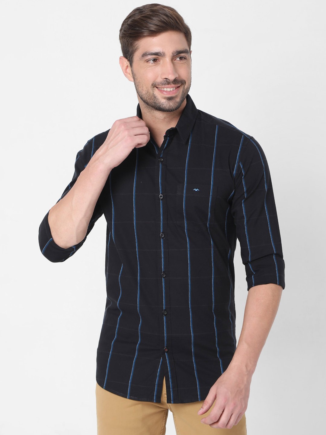 

Mufti Men Black Slim Fit Striped Cotton Casual Shirt