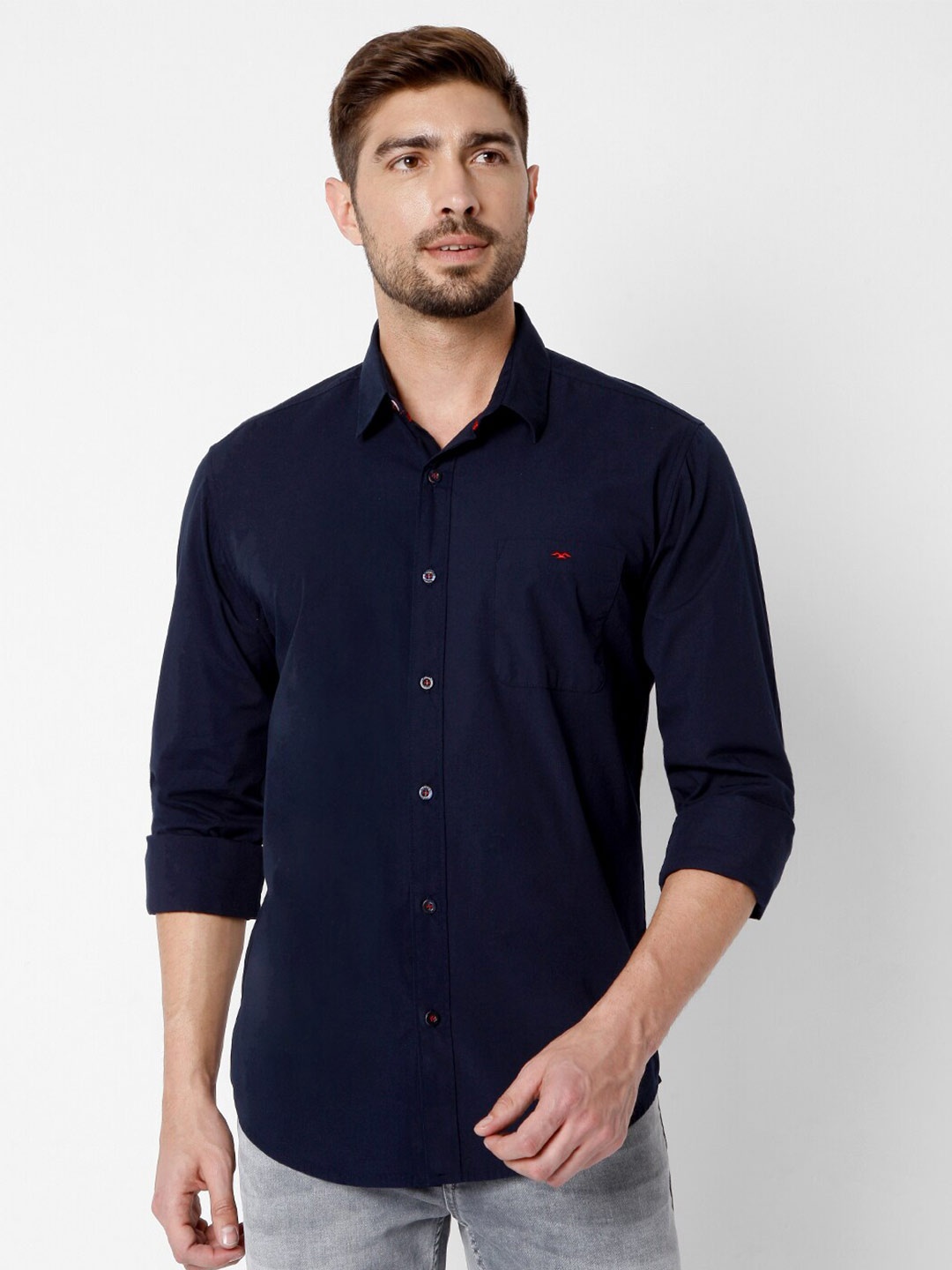 

Mufti Men Navy Blue Slim Fit Solid Cotton Casual Shirt