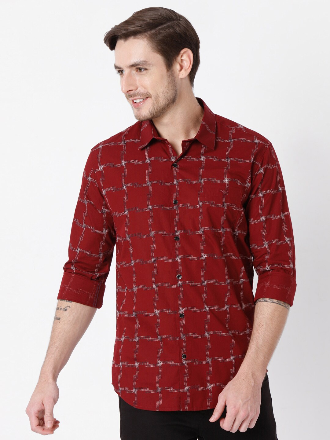 

Mufti Men Burgundy & Grey Slim Fit Windowpane Checked Pure Cotton Casual Shirt, Maroon