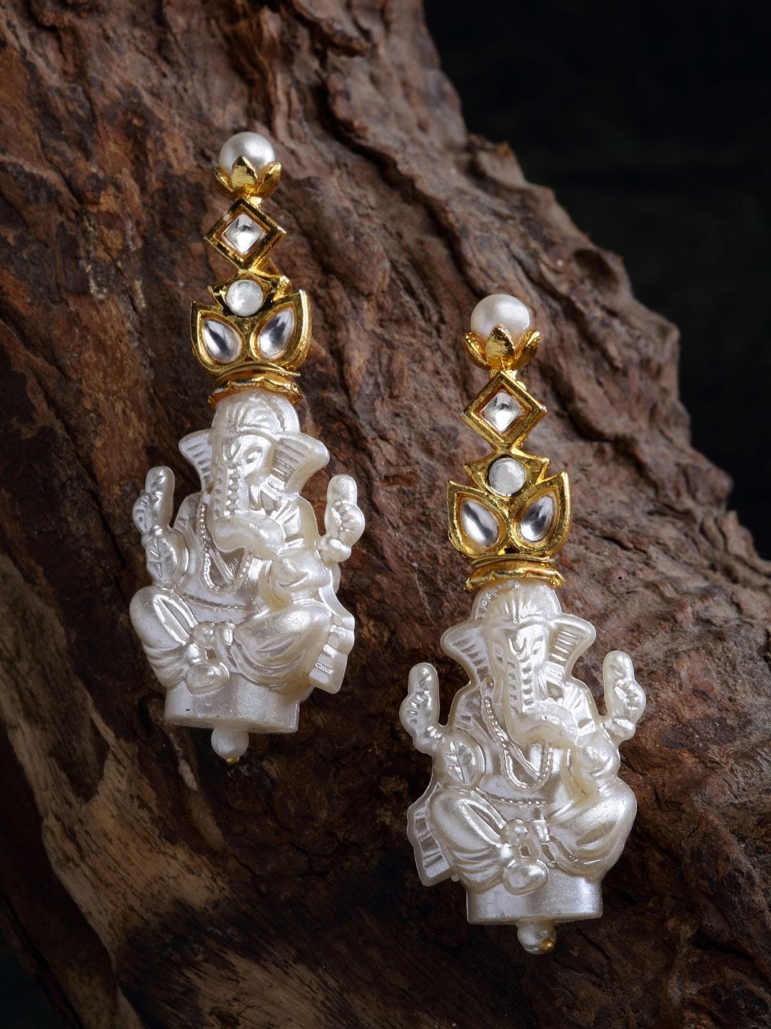 

DUGRISTYLE Gold-Toned & White Classic Drop Earrings