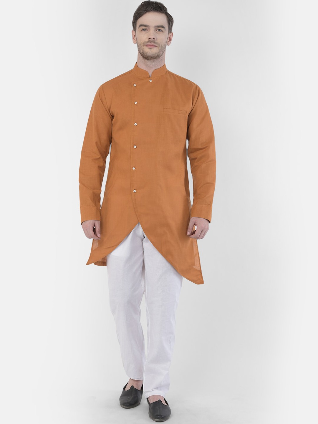 

SG LEMAN Men Rust Pleated Raw Silk Kurta with Pyjamas