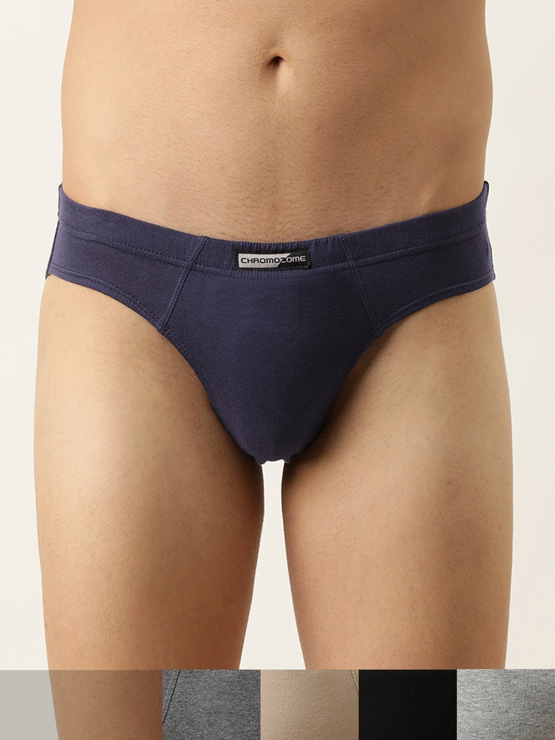 

Chromozome Men Pack of 5 Solid Pure Cotton Basic Briefs 8902733544979, Black