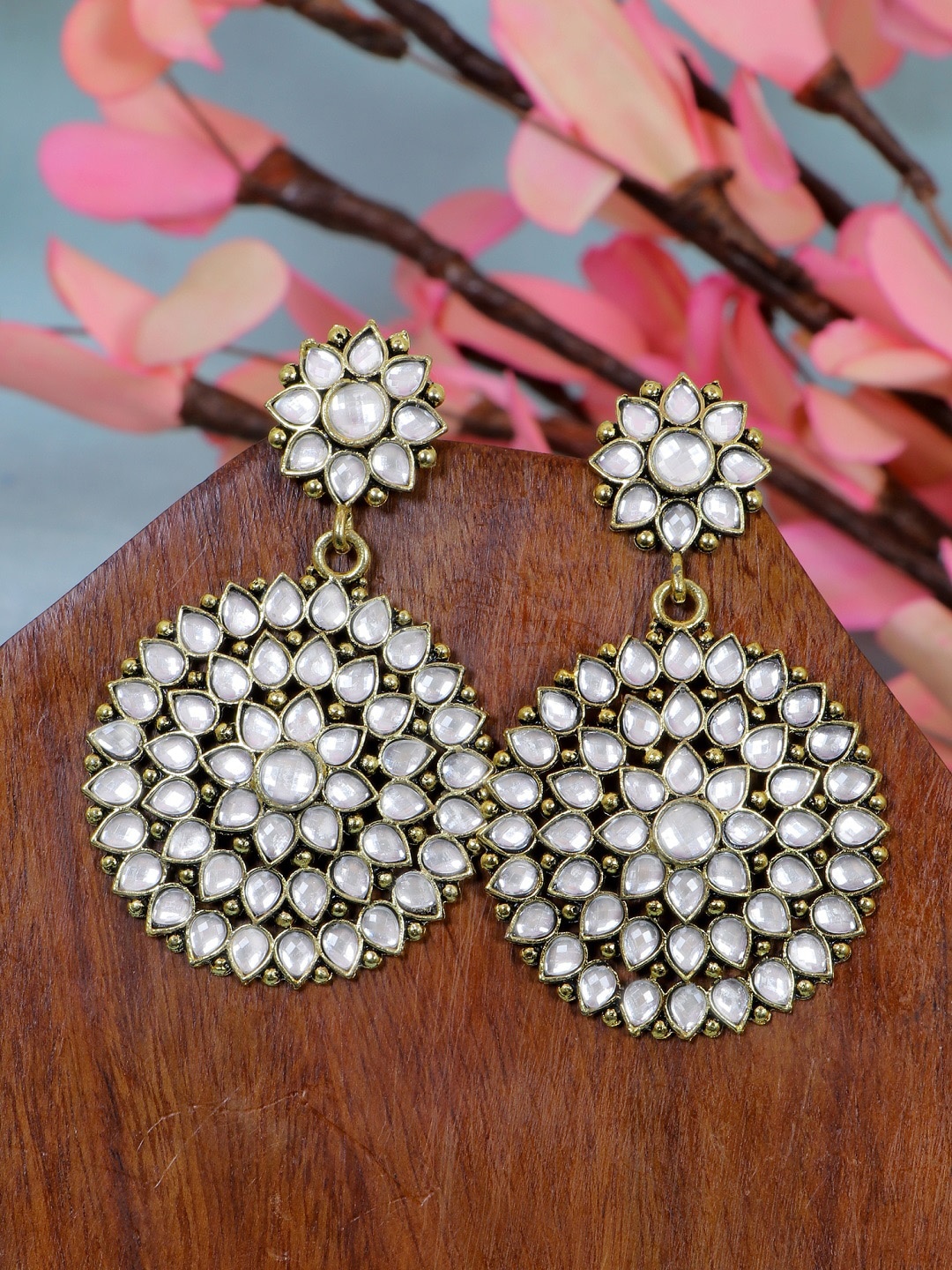 

Crunchy Fashion White & Gold-Toned Contemporary Drop Earrings