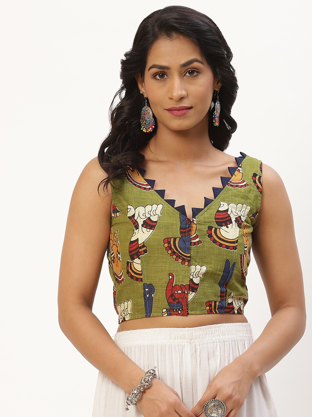 

Molcha Green Ethnic Motifs Kalamkari Printed Padded Cotton Blouse