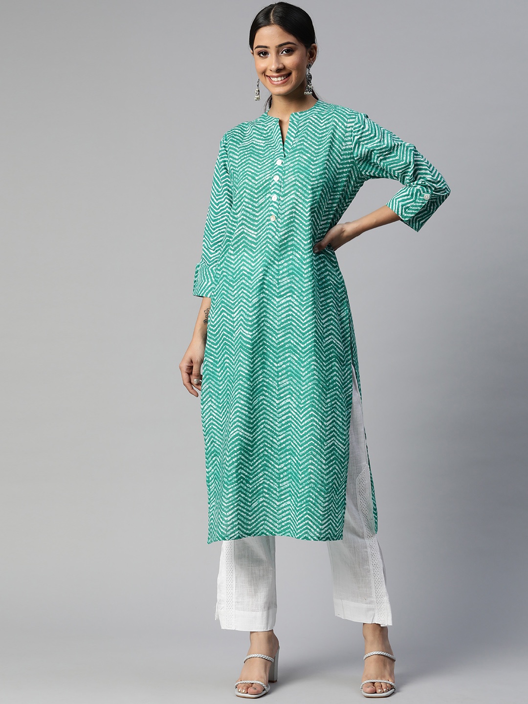 

SVARCHI Women Sea Green & White Printed Pure Cotton Kurta with Trousers