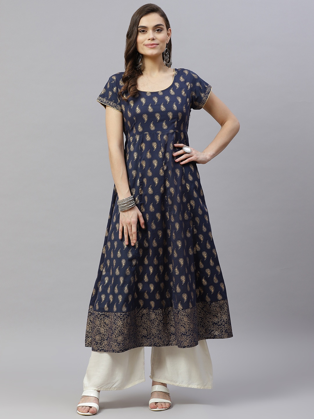 

SVARCHI Women Navy Blue Ethnic Motifs Printed Anarkali Kurta