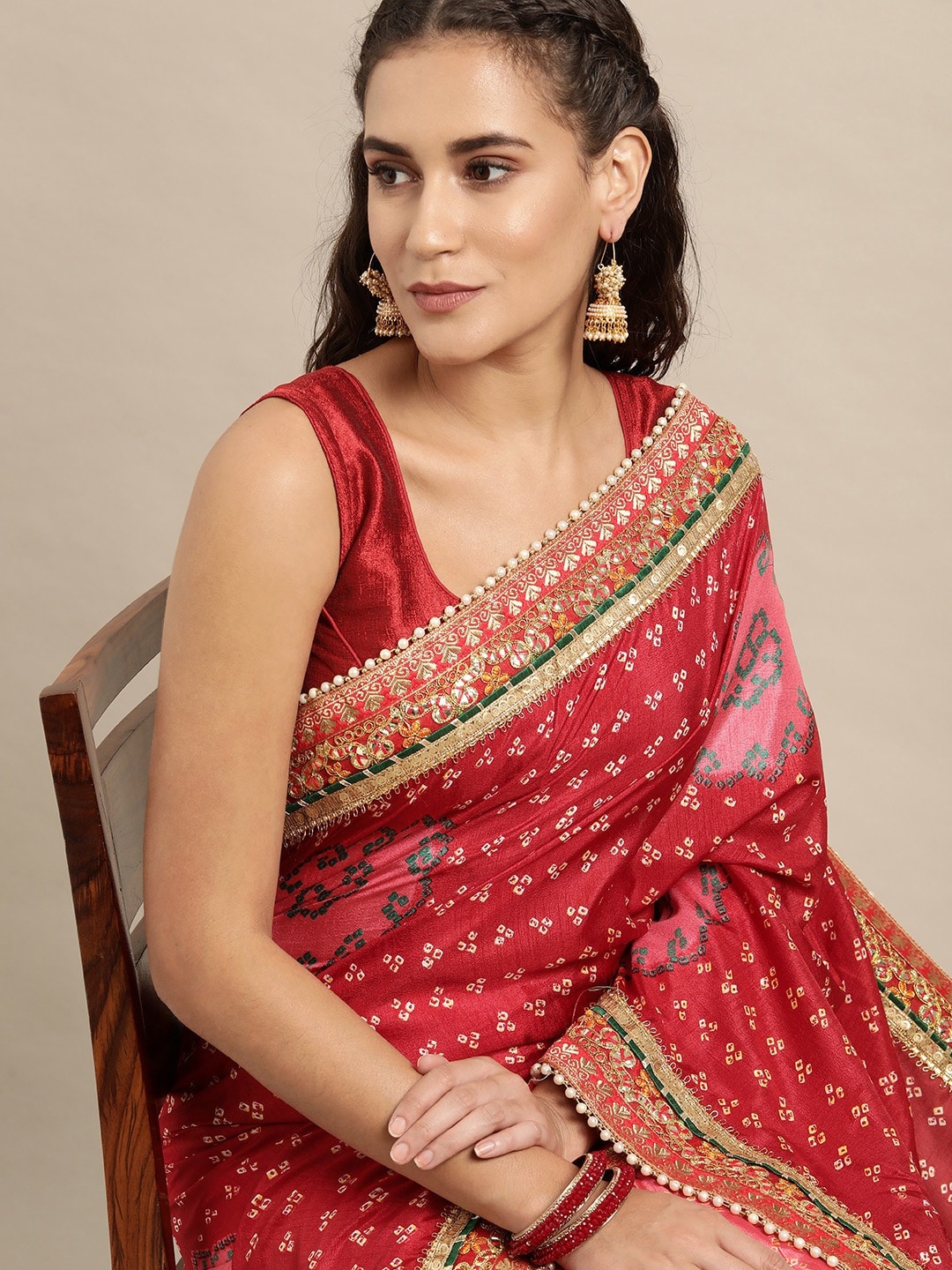 

VASTRANAND Maroon & Peach-Coloured Sequinned Bandhani Saree
