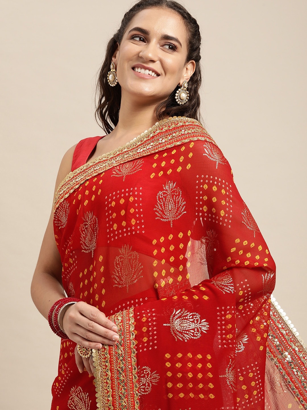 

VASTRANAND Red & Golden Sequinned Bandhani Saree