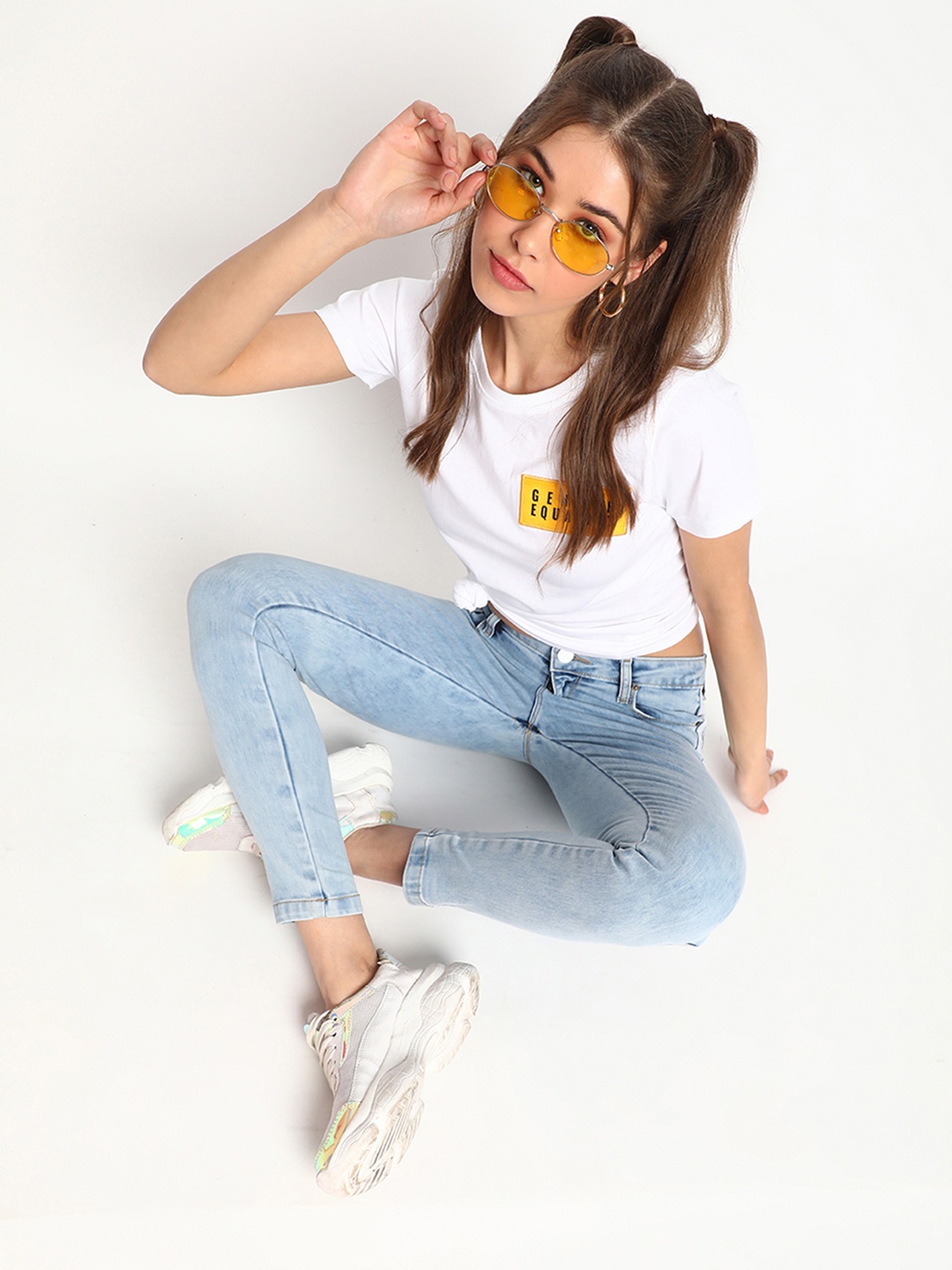 

Belliskey Women White & Yellow T-shirt