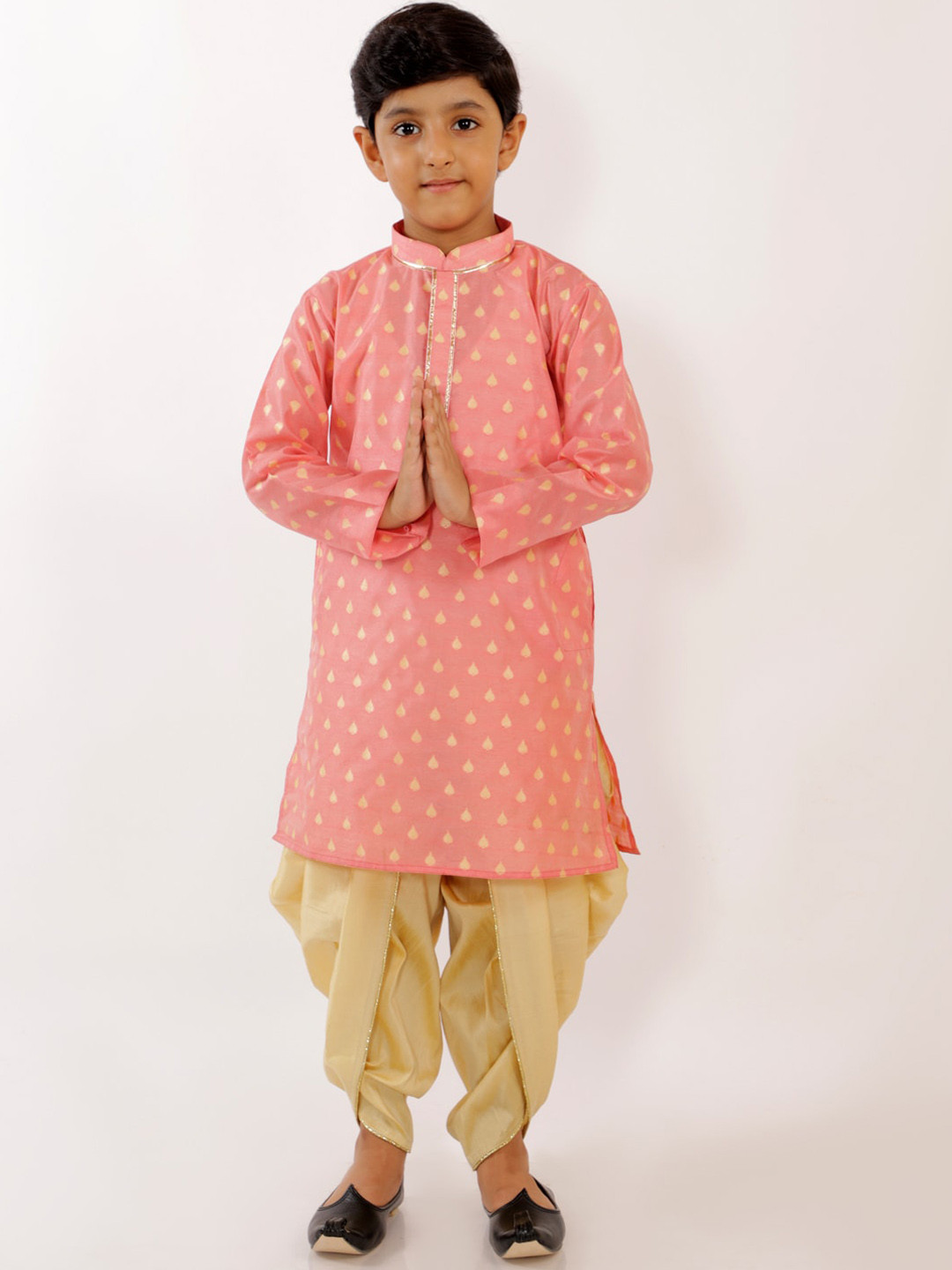 

JBN Creation Boys Pink Ethnic Motifs Printed Gotta Patti Kurta with Dhoti Pants