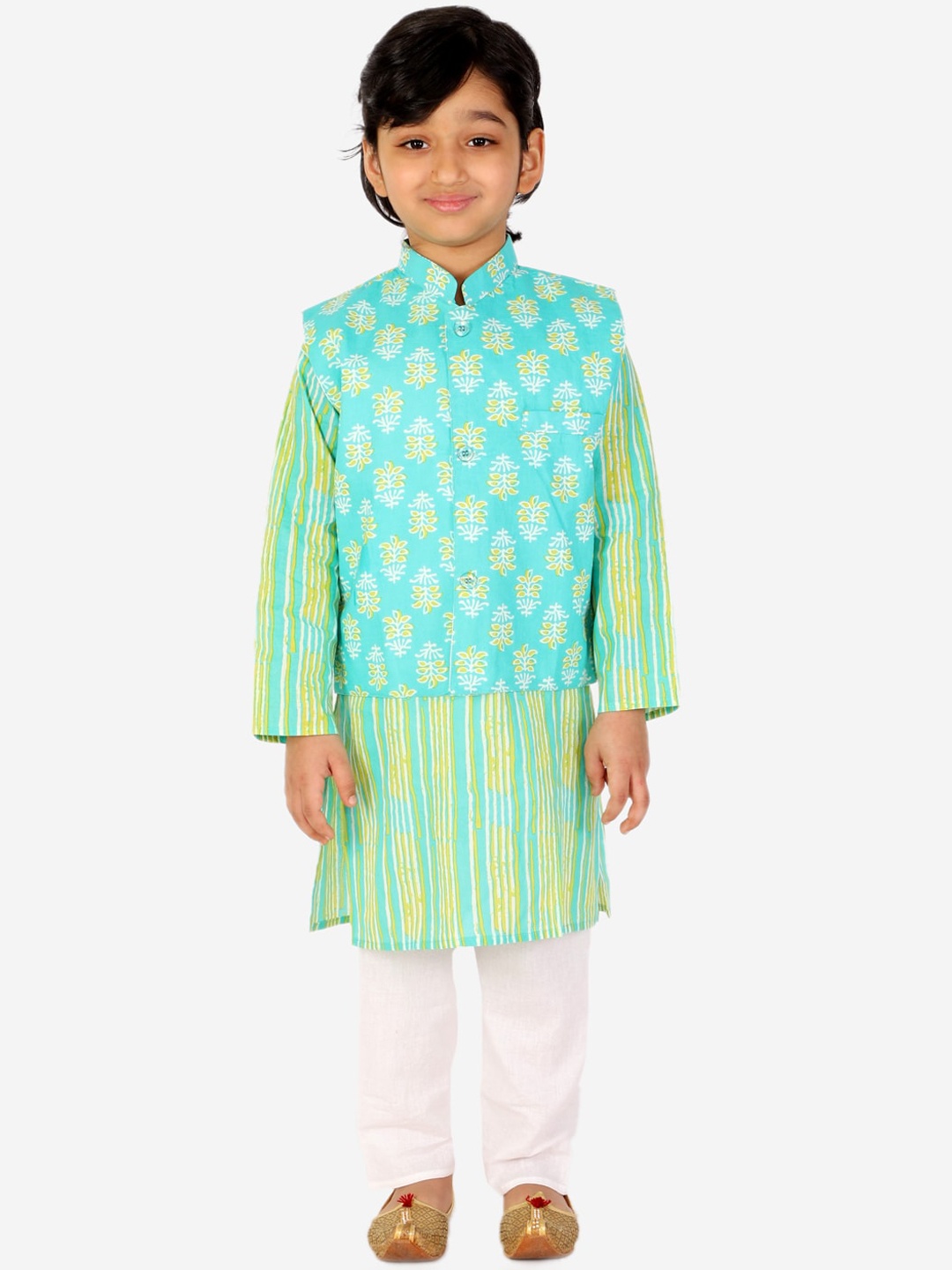 

ahhaaaa Boys Green Striped Pure Cotton Kurta with Pyjamas