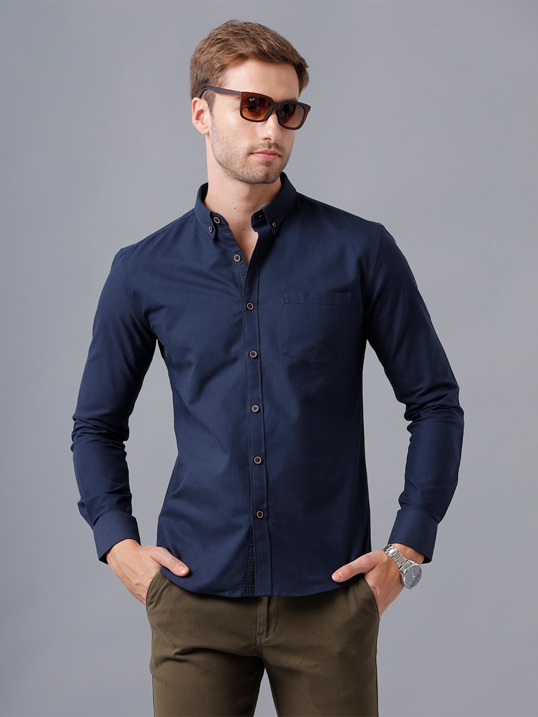 

YOVISH Men Navy Blue Solid Smart Slim Fit Semiformal Cotton Shirt