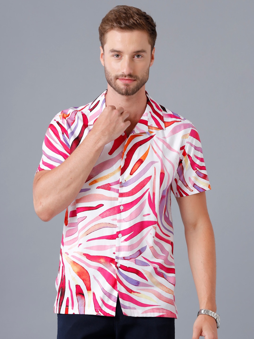 

YOVISH Men White & Pink Smart Slim Fit Striped Cotton Casual Shirt