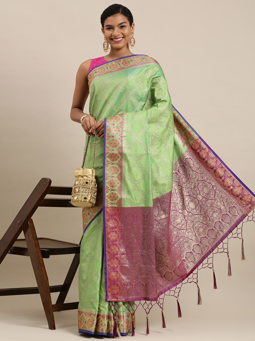 

SANGAM PRINTS Green Embellished Banarasi Silk Saree