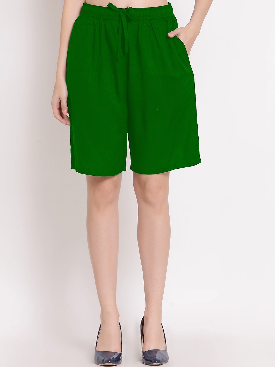

PATRORNA Women Green Loose Fit Outdoor Antimicrobial Technology Shorts