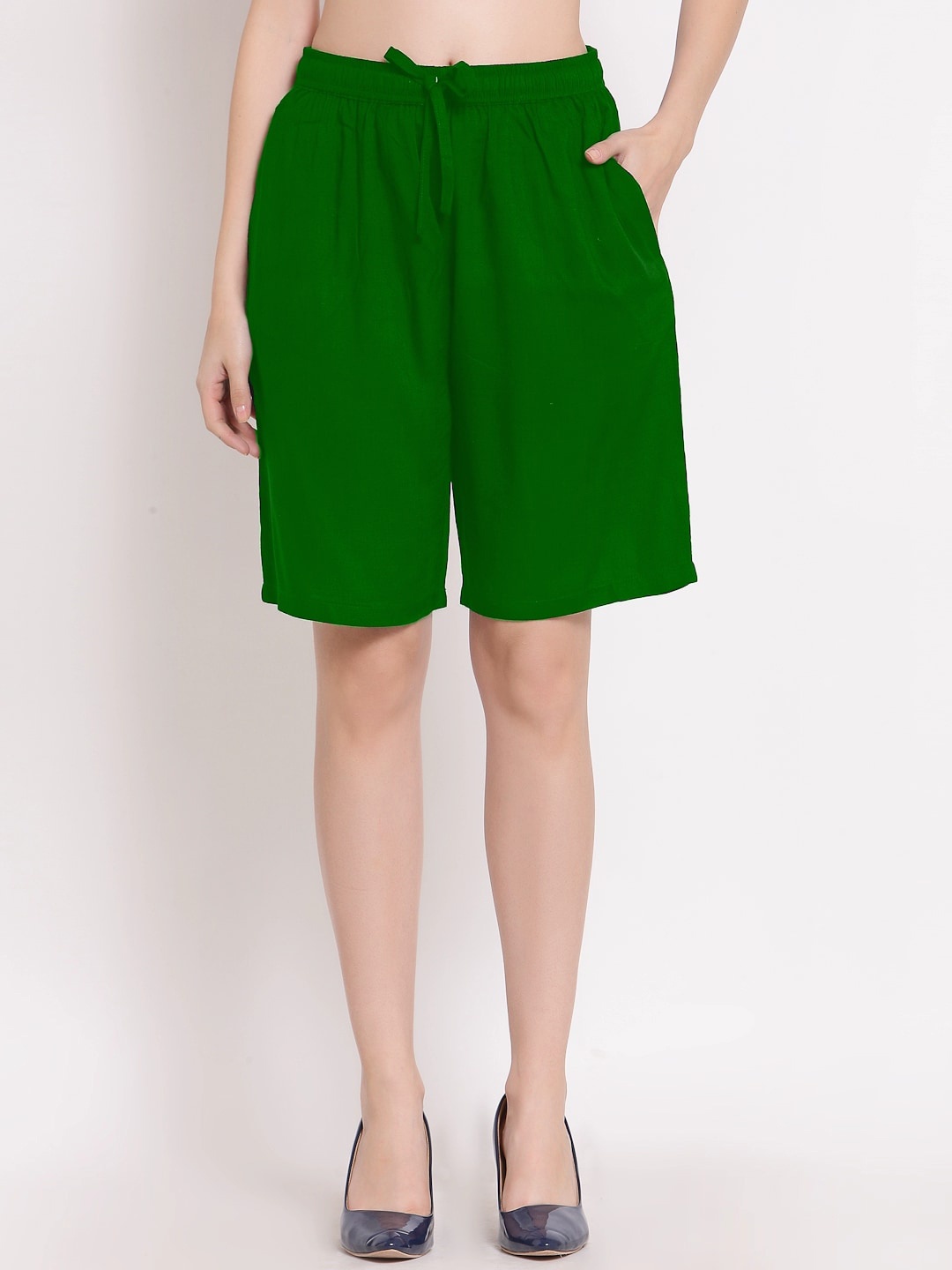 

PATRORNA Women Plus Size Green Loose Fit Outdoor Antimicrobial Technology Shorts