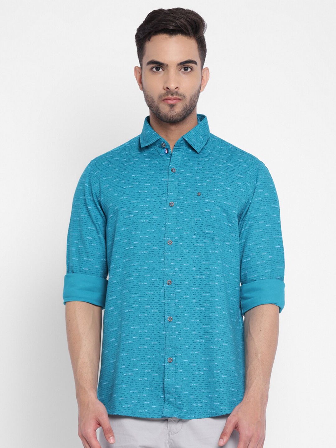 

Turtle Men Blue Slim Fit Printed Casual Shirt