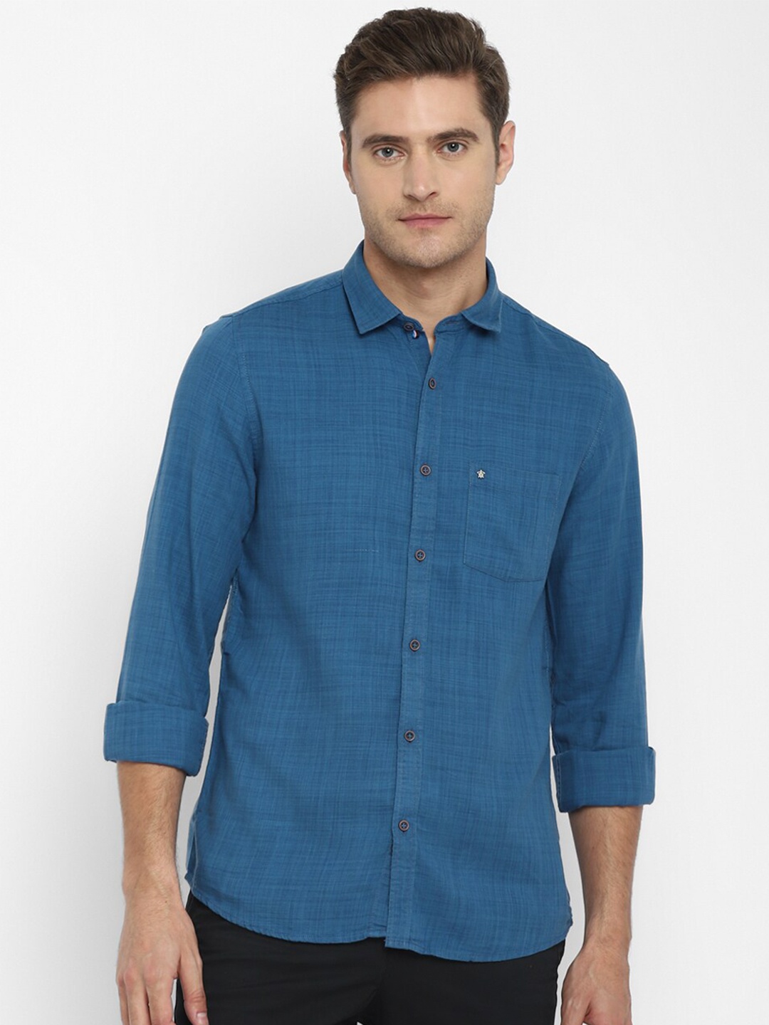 

Turtle Men Blue Slim Fit Casual Shirt