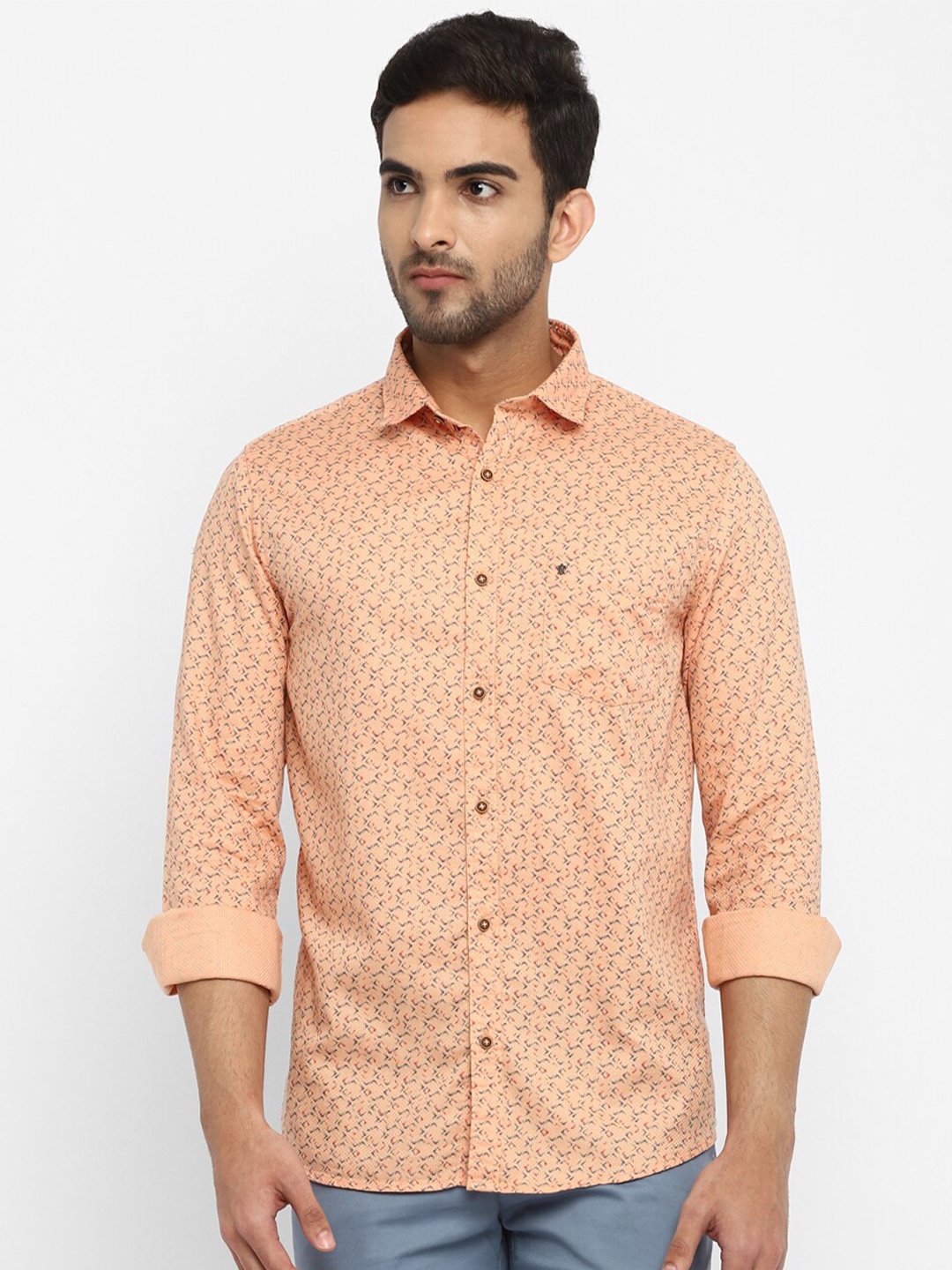 

Turtle Men Beige Slim Fit Printed Casual Shirt