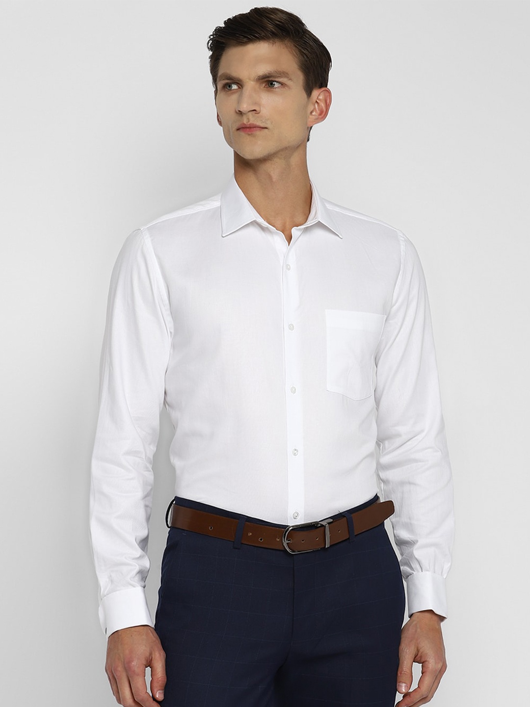 

Turtle Men White Slim Fit Textured Cotton Casual Shirt