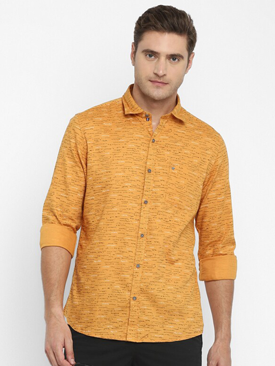 

Turtle Men Yellow Slim Fit Abstract Printed Cotton Casual Shirt