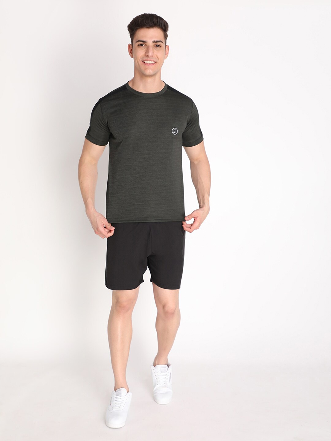 

CHKOKKO Men Olive Green & Black Sports T-shirt with Shorts