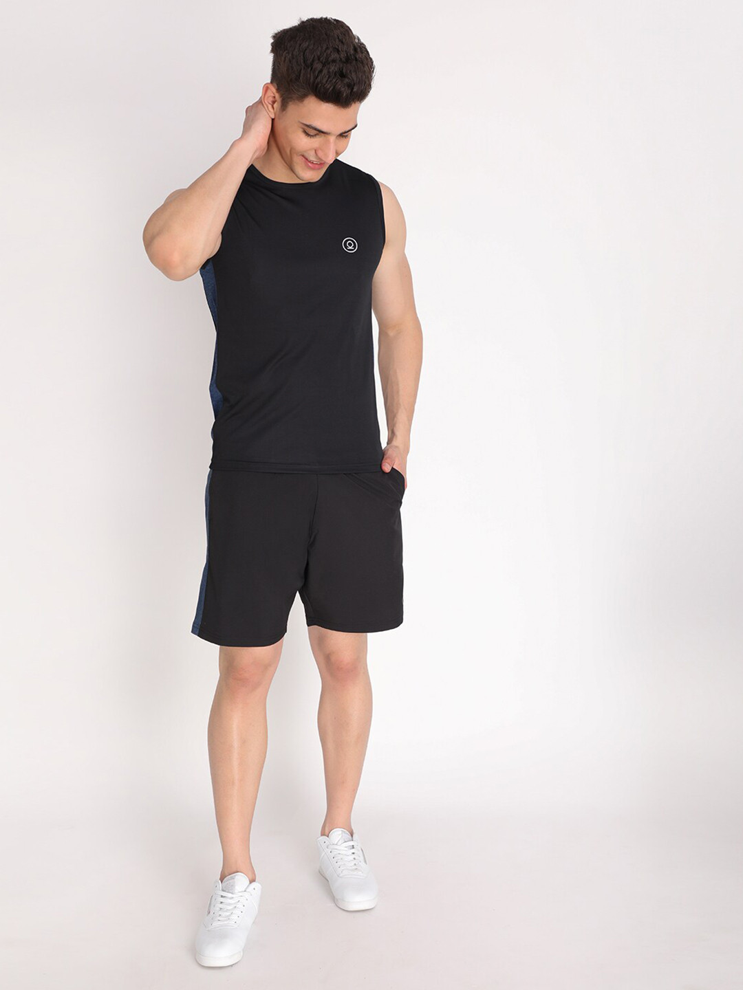 

CHKOKKO Men Blue & Black Sleeveless Workout Sports Co-ords