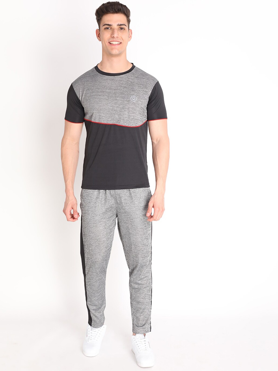 

Chkokko Men Black & Grey Colourblocked Sports Tracksuit